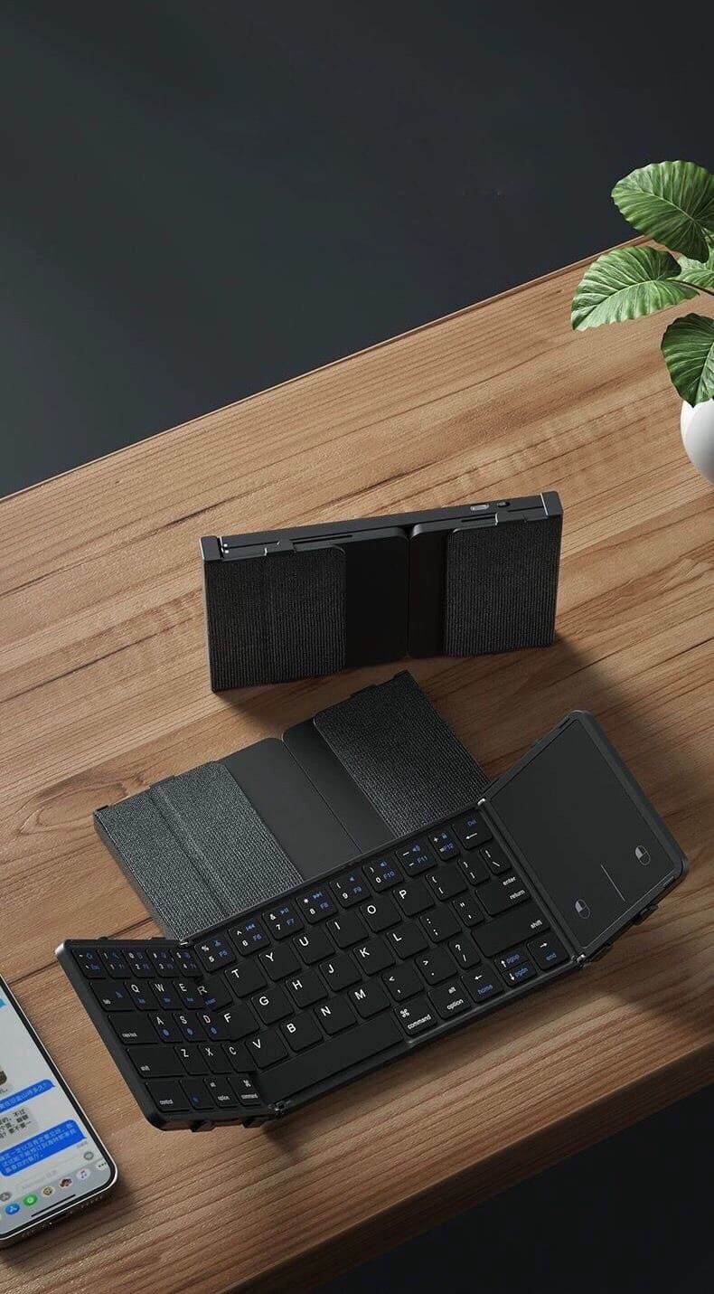 CloudKeys Foldable Keyboard Secondary image