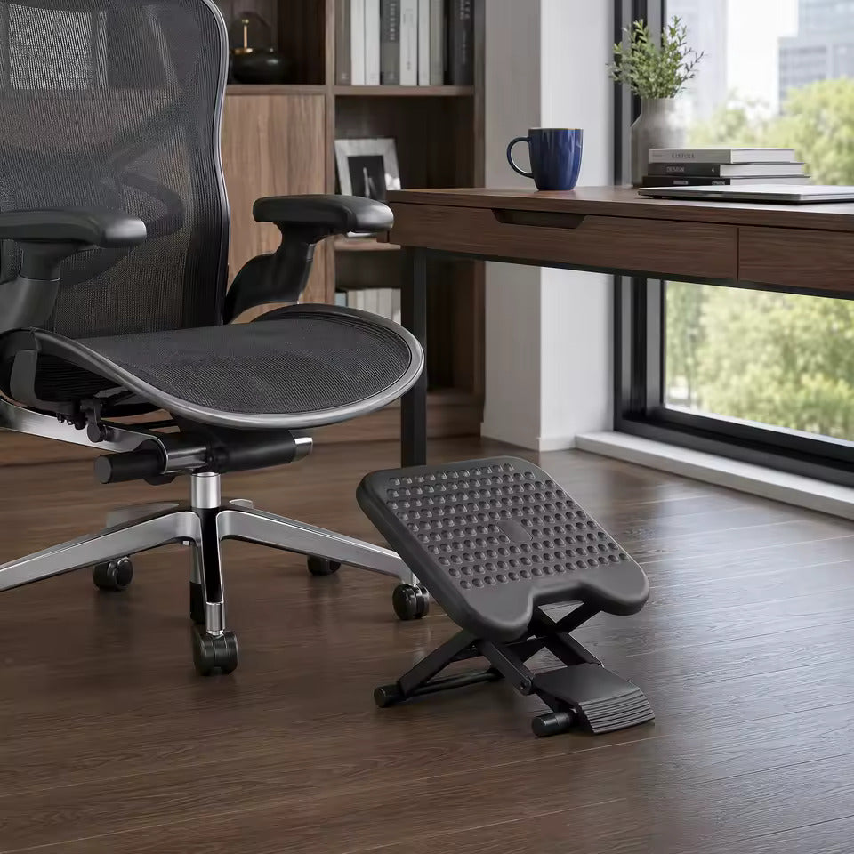 Adjustable Ergonomic Footrest